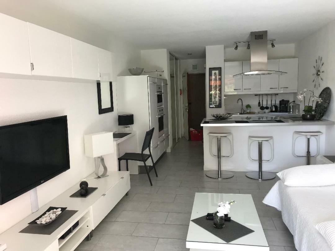 Les Hameaux Appartement Bandol Buitenkant foto
